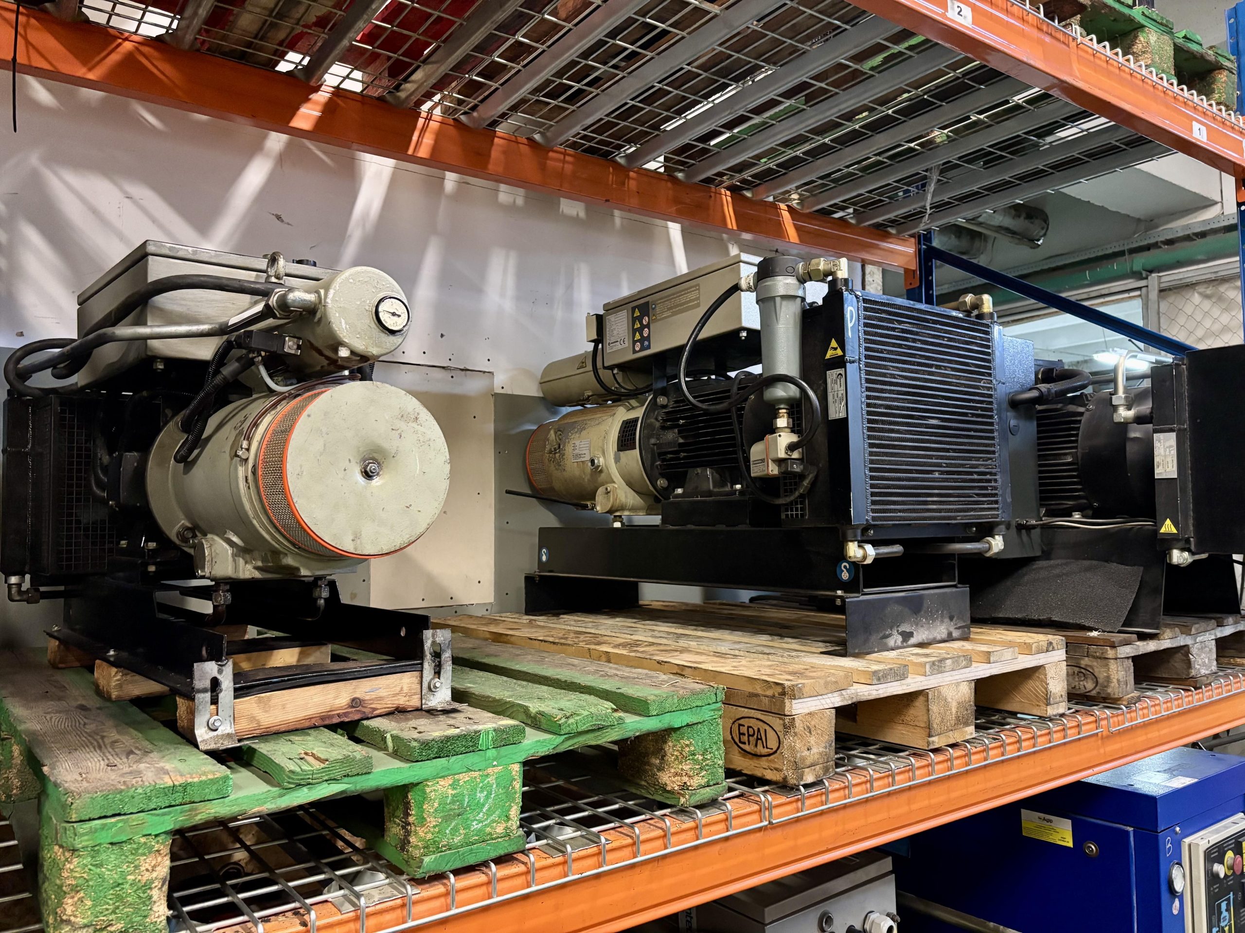Sprężarka śrubowa czy łopatkowa – którą wybrać?